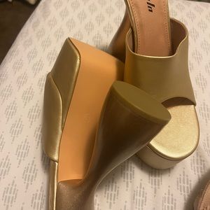 Gold high heels Brand New